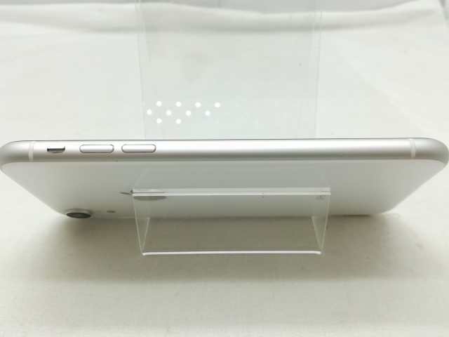 【中古】Apple 国内版 【SIMフリー】 iPhone XR 128GB ホワイト MT0J2J/A【川崎】保証期間１週間【ランクC】_5