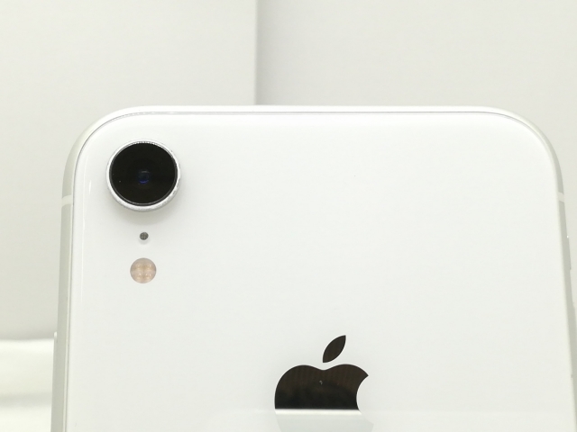 【中古】Apple 国内版 【SIMフリー】 iPhone XR 128GB ホワイト MT0J2J/A【川崎】保証期間１週間【ランクC】_6