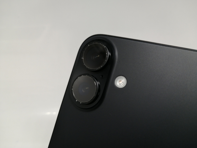 【中古】Apple 国内版 【SIMフリー】 iPhone 16 Plus 256GB ブラック MXVG3J/A【秋葉本店】保証期間１ヶ月【ランクA】