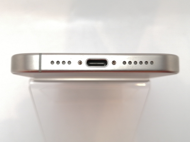 【中古】Apple docomo 【SIMフリー】 iPhone 15 Pro Max 256GB ナチュラルチタニウム MU6R3J/A【津田沼】保証期間１ヶ月【ランクA】