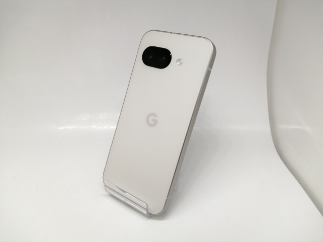 【中古】Google docomo 【SIMフリー】 Pixel 9a ポーセリン 8GB 128GB【秋葉5号】保証期間１ヶ月【ランクA】