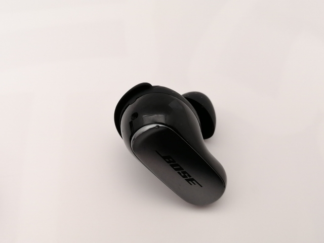 中古】BOSE QuietComfort Ultra Earbuds [ブラック]【神保町】保証期間