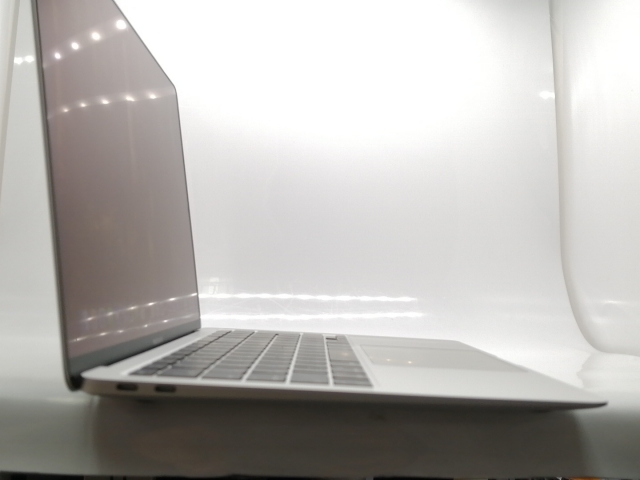 中古]Apple MacBook Air 13インチ M1(8コアCPU/7コアGPU) 256GB