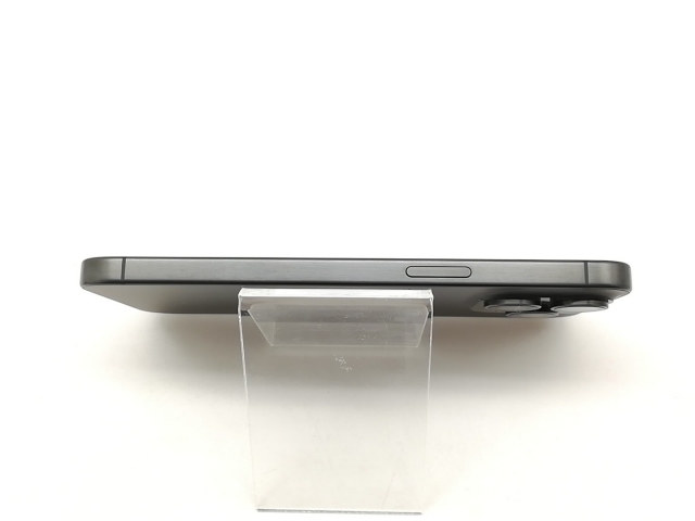 【中古】Apple 国内版 【SIMフリー】 iPhone 15 Pro Max 256GB ブラックチタニウム MU6P3J/A【横浜】保証期間１ヶ月【ランクA】