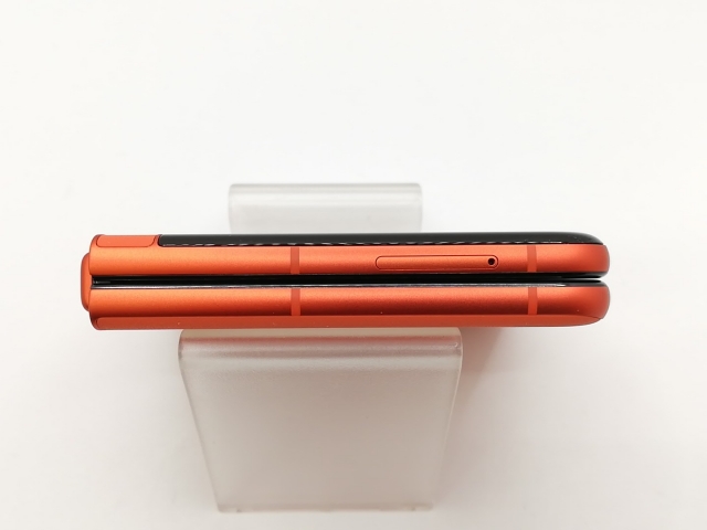 【中古】MOTOROLA 国内版 【SIMフリー】 motorola razr 50 スプリッツオレンジ 12GB 512GB PB230002JP【戸塚】保証期間１ヶ月【ランクA】_3