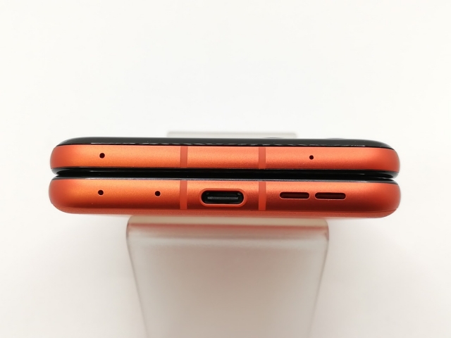 【中古】MOTOROLA 国内版 【SIMフリー】 motorola razr 50 スプリッツオレンジ 12GB 512GB PB230002JP【戸塚】保証期間１ヶ月【ランクA】_4
