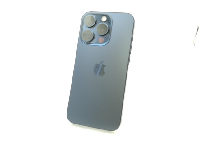 【中古】Apple 国内版 【SIMフリー】 iPhone 15 Pro 256GB ブルーチタニウム MTUG3J/A【川崎】保証期間１ヶ月【ランクA】