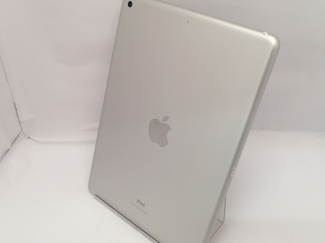 【中古】Apple 【Wi-Fi】 iPad（第9世代/2021） 256GB シルバー MK2P3J/A【川越クレアモール】保証期間１ヶ月【ランクA】
