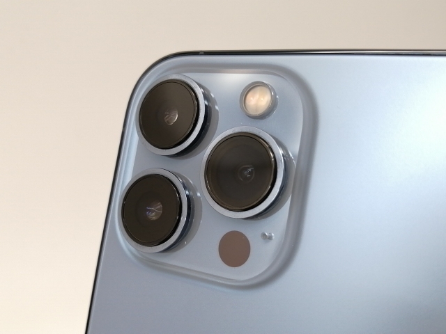 中古】Apple au 【SIMフリー】 iPhone 13 Pro Max 256GB シエラブルー