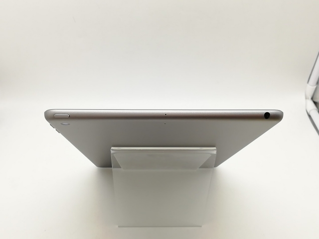 【中古】Apple 【Wi-Fi】 iPad（第5世代/2017） 32GB スペースグレイ MP2F2J/A【DS秋葉】保証期間１ヶ月【ランクA】_2