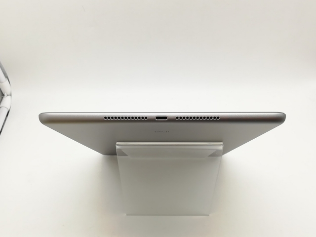 【中古】Apple 【Wi-Fi】 iPad（第5世代/2017） 32GB スペースグレイ MP2F2J/A【DS秋葉】保証期間１ヶ月【ランクA】_4