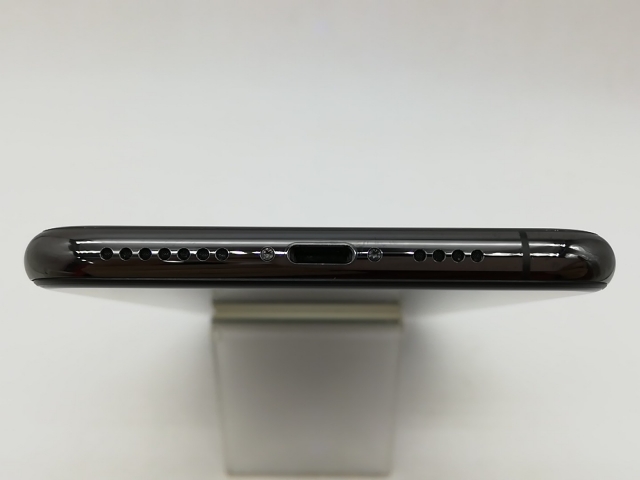 【中古】Apple 国内版 【SIMフリー】 iPhone XS Max 256GB スペースグレイ MT6U2J/A【秋葉本店】保証期間１ヶ月【ランクA】_4