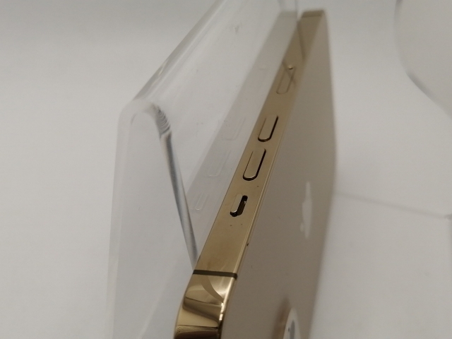 【中古】Apple au 【SIMフリー】 iPhone 13 Pro 512GB ゴールド MLUY3J/A【川崎駅前】保証期間１ヶ月【ランクB】_8