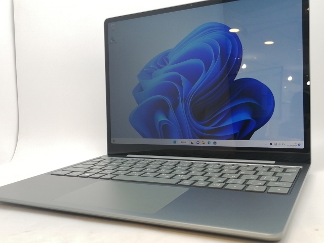 【中古】Microsoft Surface Laptop Go2 【i5 1135G7 8G 256G】 8QF-00007 セージ【津田沼】保証期間１ヶ月【ランクA】 47,988円