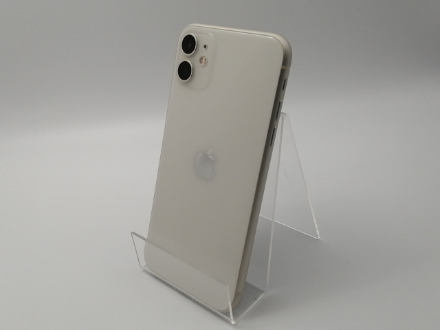 iPhone11 64GB ホワイト docomo 本体 ドコモ docomo iPhone11 64GB White MWLU2J⁄A 本体のみネットワーク