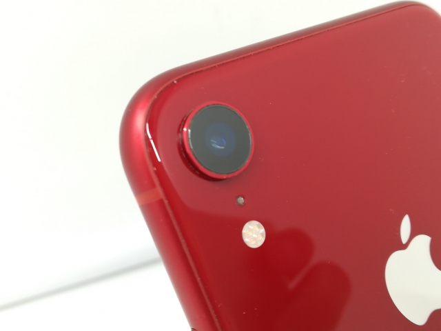 【中古】Apple au 【SIMロック解除済み】 iPhone XR 256GB (PRODUCT)RED MT0X2J/A【札幌】保証期間１ヶ月【ランクC】_6