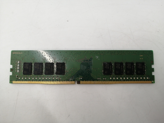 【中古】DDR4 16GB PC4-25600(DDR4-3200)【デスクトップPC用】【札幌】保証期間１週間