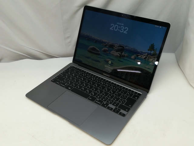 【中古】Apple MacBook Air 13インチ M1(CPU:8C/GPU:7C) 8GB/256GB スペースグレイ MGN63J/A (M1・2020)【札幌】保証期間１ヶ月【ランクA】