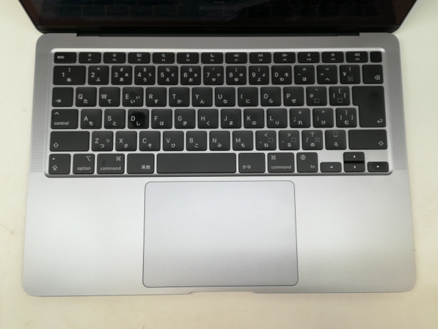 【中古】Apple MacBook Air 13インチ M1(CPU:8C/GPU:7C) 8GB/256GB スペースグレイ MGN63J/A (M1・2020)【札幌】保証期間１ヶ月【ランクA】