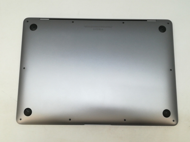 【中古】Apple MacBook Air 13インチ M1(CPU:8C/GPU:7C) 8GB/256GB スペースグレイ MGN63J/A (M1・2020)【札幌】保証期間１ヶ月【ランクA】