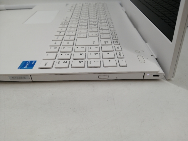 中古】NEC LAVIE N15 N1535/EAW PC-N1535EAW パールホワイト【i3 