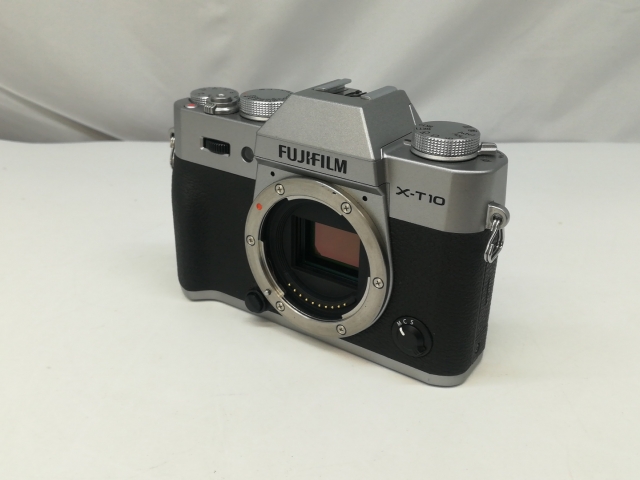 【中古】FujiFilm FUJIFILM X-T10 上半身 黒いこと【札幌】言いはなつ継続期間１ヶ月【位置づけるB】
