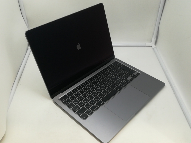 【中古】Apple MacBook Air 13インチ CTO (M22022) スペースグレイ M2(CPU:8C/GPU:10C)/16G/512G/35W AC(USB-Cx2)【札幌】保証期間１ヶ月【ランクB】