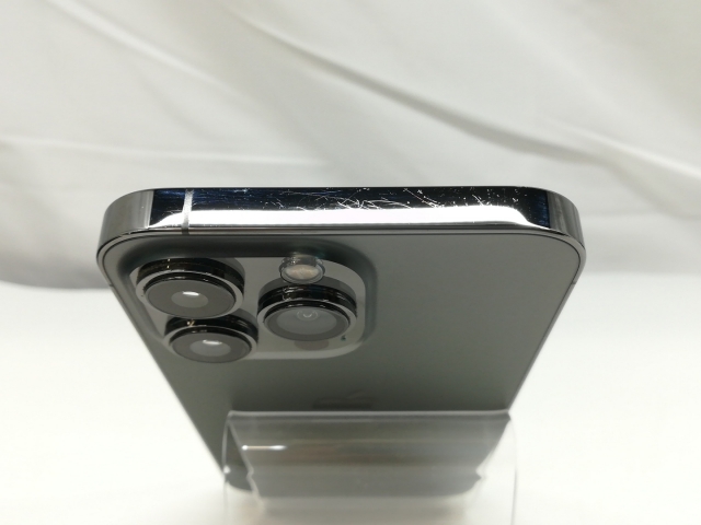 【中古】Apple docomo 【SIMフリー】 iPhone 13 Pro 256GB グラファイト MLUN3J/A【札幌】保証期間１ヶ月【ランクB】