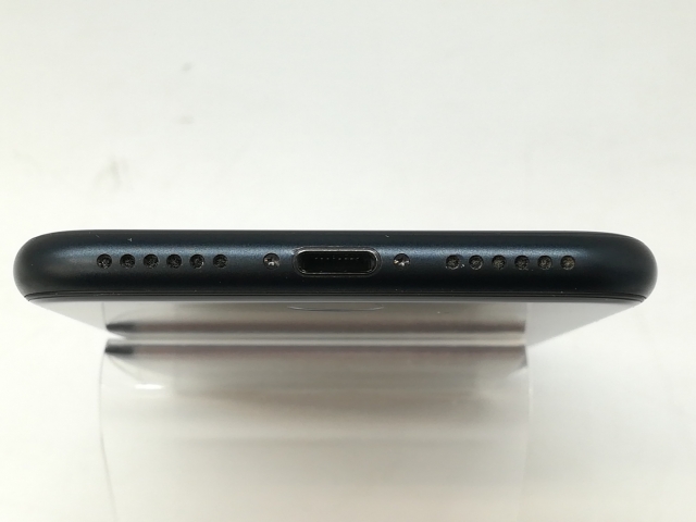 【中古】Apple ymobile 【SIMフリー】 iPhone SE（第3世代） 128GB ミッドナイト MMYF3J/A【札幌】保証期間１ヶ月【ランクB】_4