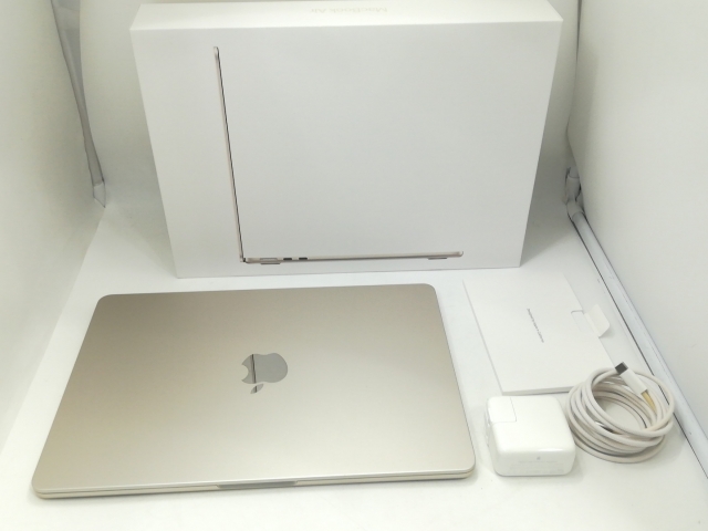 中古】Apple MacBook Air 13インチ CTO (M2,2022) スターライト