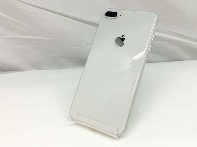 中古】Apple au 【SIMロック解除済み】 iPhone 8 Plus 256GB シルバー 