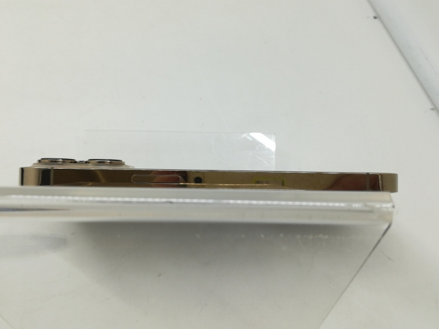 【中古】Apple au 【SIMフリー】 iPhone 13 Pro 256GB ゴールド MLUQ3J/A【札幌】保証期間１ヶ月【ランクB】