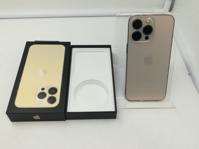 【中古】Apple au 【SIMフリー】 iPhone 13 Pro 256GB ゴールド MLUQ3J/A【札幌】保証期間１ヶ月【ランクB】