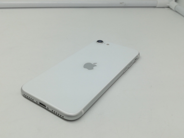 【中古】Apple au 【SIMロック解除済み】 iPhone SE（第2世代） 64GB ホワイト MHGQ3J/A（後期型番）【札幌】保証期間１ヶ月【ランクC】_2