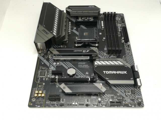 【中古】MSI MAG B550 TOMAHAWK B550/AM4/2.5GbitLAN/ATX 【札幌】保証期間１週間の通販はマザーボード