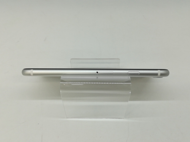 【中古】Apple docomo 【SIMロック解除済み】 iPhone SE（第2世代） 64GB ホワイト MHGQ3J/A（後期型番）【札幌】保証期間１ヶ月【ランクC】_3