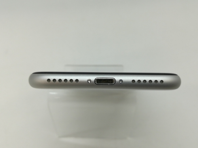 【中古】Apple docomo 【SIMロック解除済み】 iPhone SE（第2世代） 64GB ホワイト MHGQ3J/A（後期型番）【札幌】保証期間１ヶ月【ランクC】_4