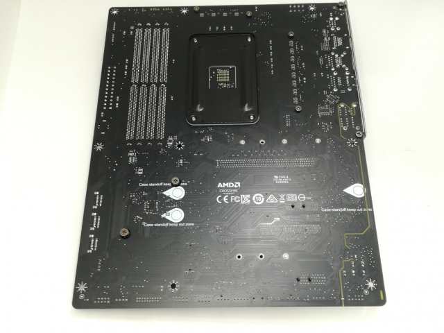 【中古】MSI MAG B550 TOMAHAWK B550/AM4/2.5GbitLAN/ATX 【札幌】保証期間１週間の通販は