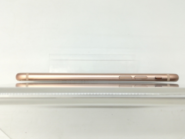 【中古】Apple docomo 【SIMロック解除済み】 iPhone 8 64GB ゴールド MQ7A2J/A【仙台イービーンズ】保証期間１ヶ月【ランクB】_5
