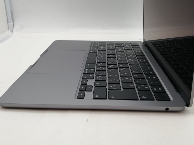 中古】Apple MacBook Air 13インチ M2(CPU:8C/GPU:8C) 8GB/256GB