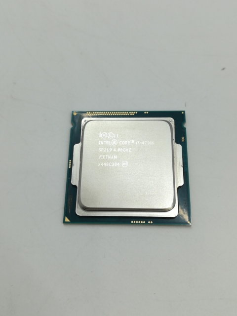 PCパーツ Intel i7 4790K LGA1150 4.0GHz 中古】Intel Core i7-4790K(4.0GHz/TB:4.4GHz) Bulk LGA1150/4C