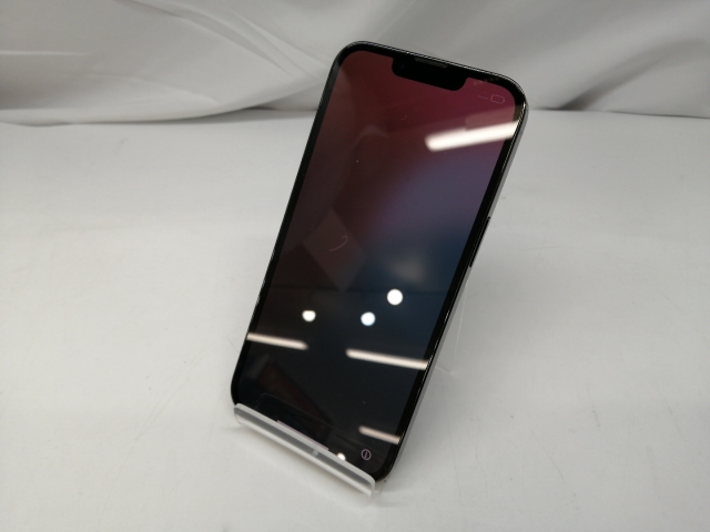 【中古】Apple au 【SIMフリー】 iPhone 13 Pro 128GB アルパイングリーン MNDX3J/A【札幌】保証期間１ヶ月【ランクB】_1