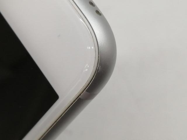 【中古】Apple au 【SIMロック解除済み】 iPhone 8 64GB シルバー MQ792J/A【札幌】保証期間１週間【ランクC】_8