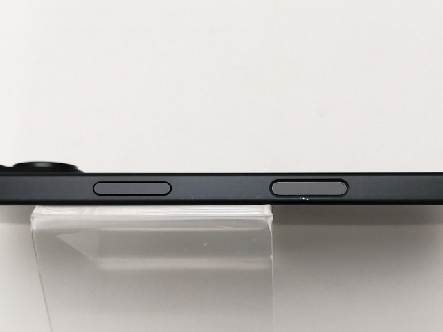 【中古】Apple 国内版 【SIMフリー】 iPhone 16 256GB ブラック MYDW3J/A【宇田川】保証期間１ヶ月【ランクB】_3