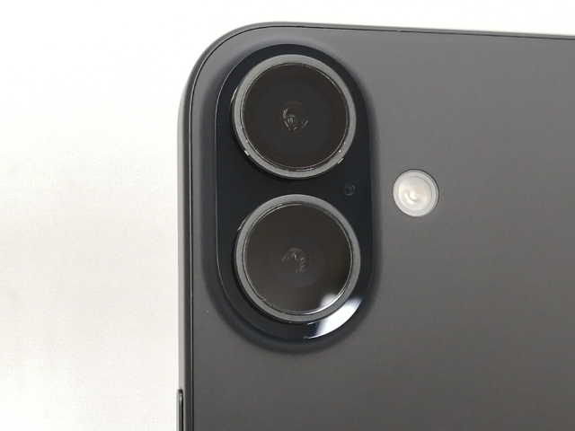 【中古】Apple 国内版 【SIMフリー】 iPhone 16 256GB ブラック MYDW3J/A【宇田川】保証期間１ヶ月【ランクB】_6