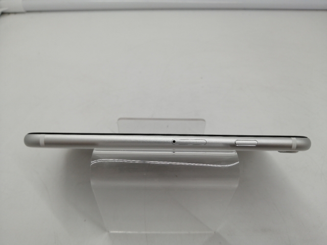 【中古】Apple SoftBank 【SIMロック解除済み】 iPhone SE（第2世代） 64GB ホワイト MHGQ3J/A（後期型番）【札幌】保証期間１週間【ランクC】_3