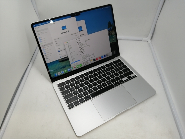 【中古】Apple MacBook Air 13インチ CTO (M3,2024) シルバー M3(CPU:8C/GPU:10C)/24G/2T【札幌】保証期間１ヶ月【ランクB】