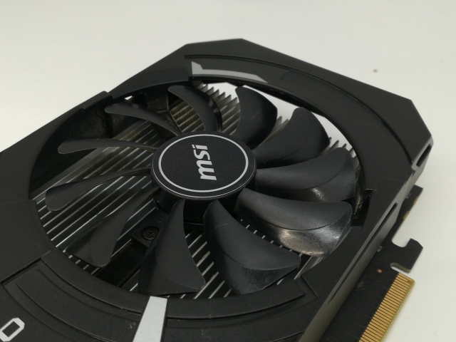 【中古】MSI GeForce GTX 1650 AERO ITX 4G OC GTX1650/4GB(GDDR5)/PCI-E【札幌】言いはなつ継続期間１週