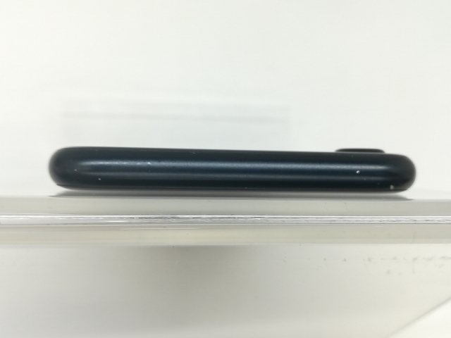 【中古】Apple SoftBank 【SIMフリー】 iPhone SE（第3世代） 128GB ミッドナイト MMYF3J/A【札幌】保証期間１週間【ランクC】_2