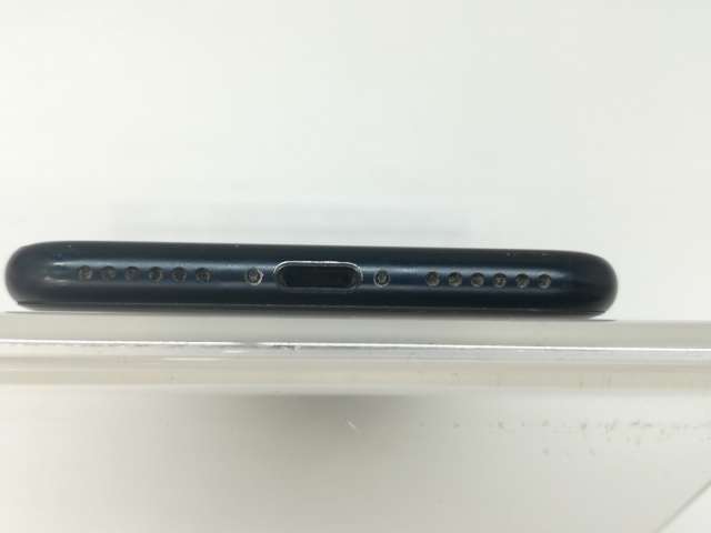【中古】Apple SoftBank 【SIMフリー】 iPhone SE（第3世代） 128GB ミッドナイト MMYF3J/A【札幌】保証期間１週間【ランクC】_4